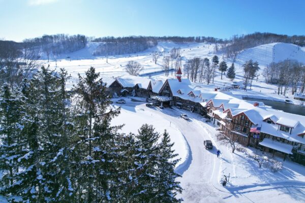Highlands-Drone-Main-Lodge-Winter