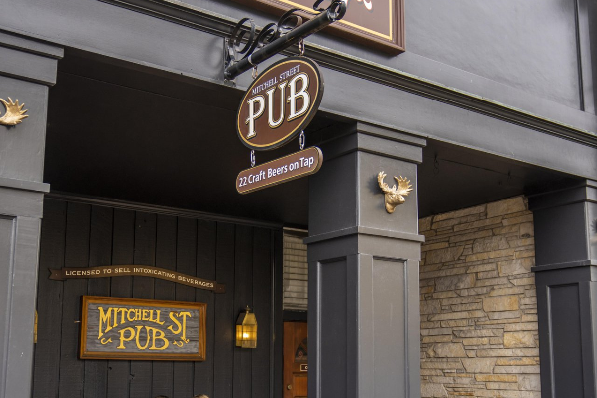 Mitchell Street Pub
